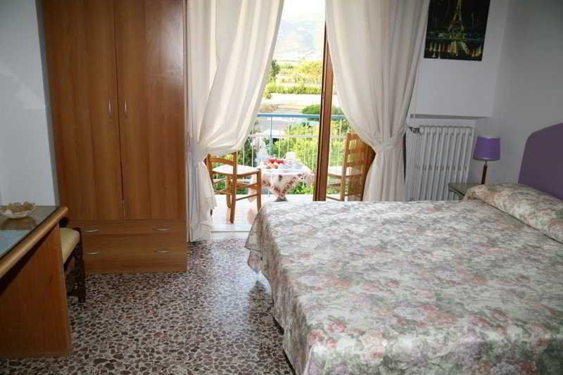 Guest house Maison Susy 3*